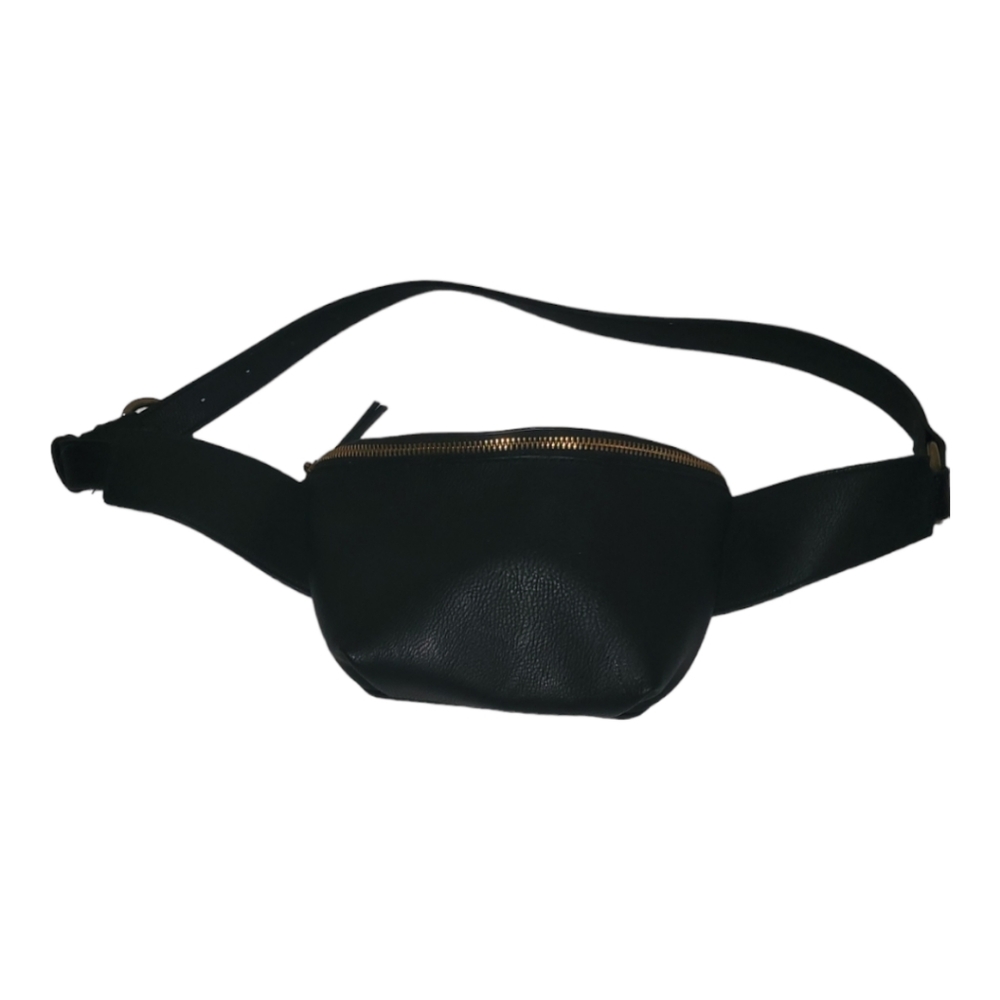 Universal Thread Black Leather Belt Bag